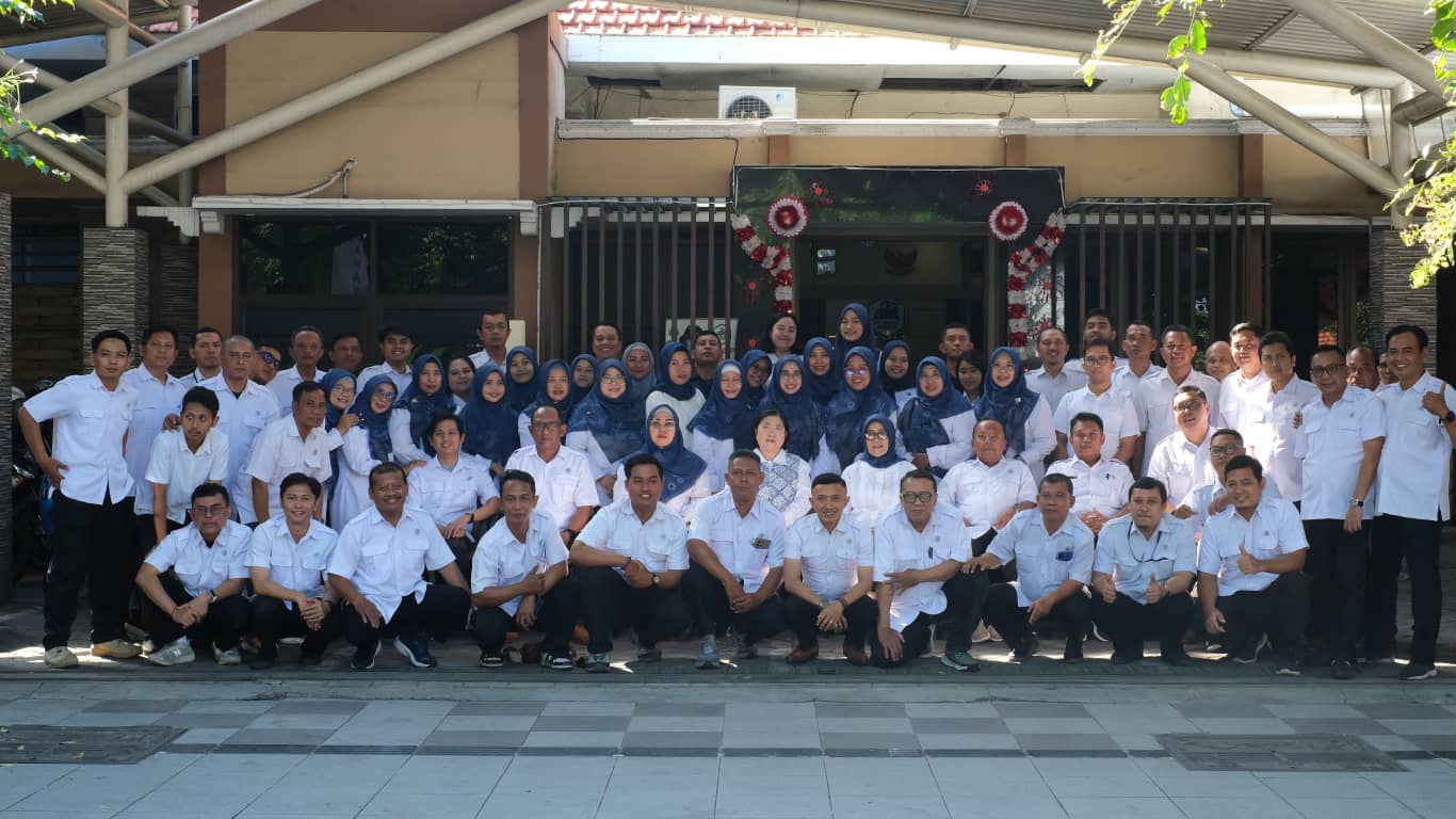 Hubungi kami